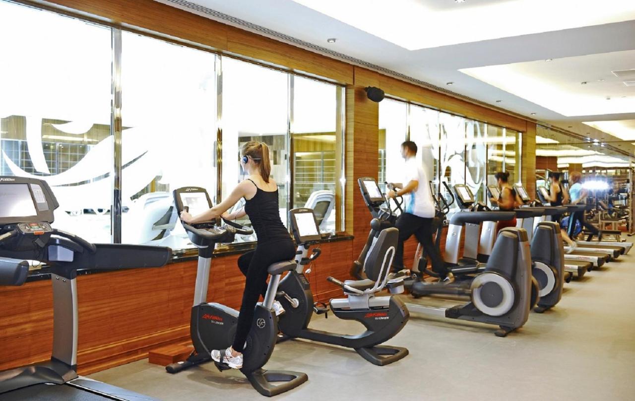Crowne Plaza Bursa Convention Center & Thermal Spa By Ihg Eksteriør bilde A gym in a hotel