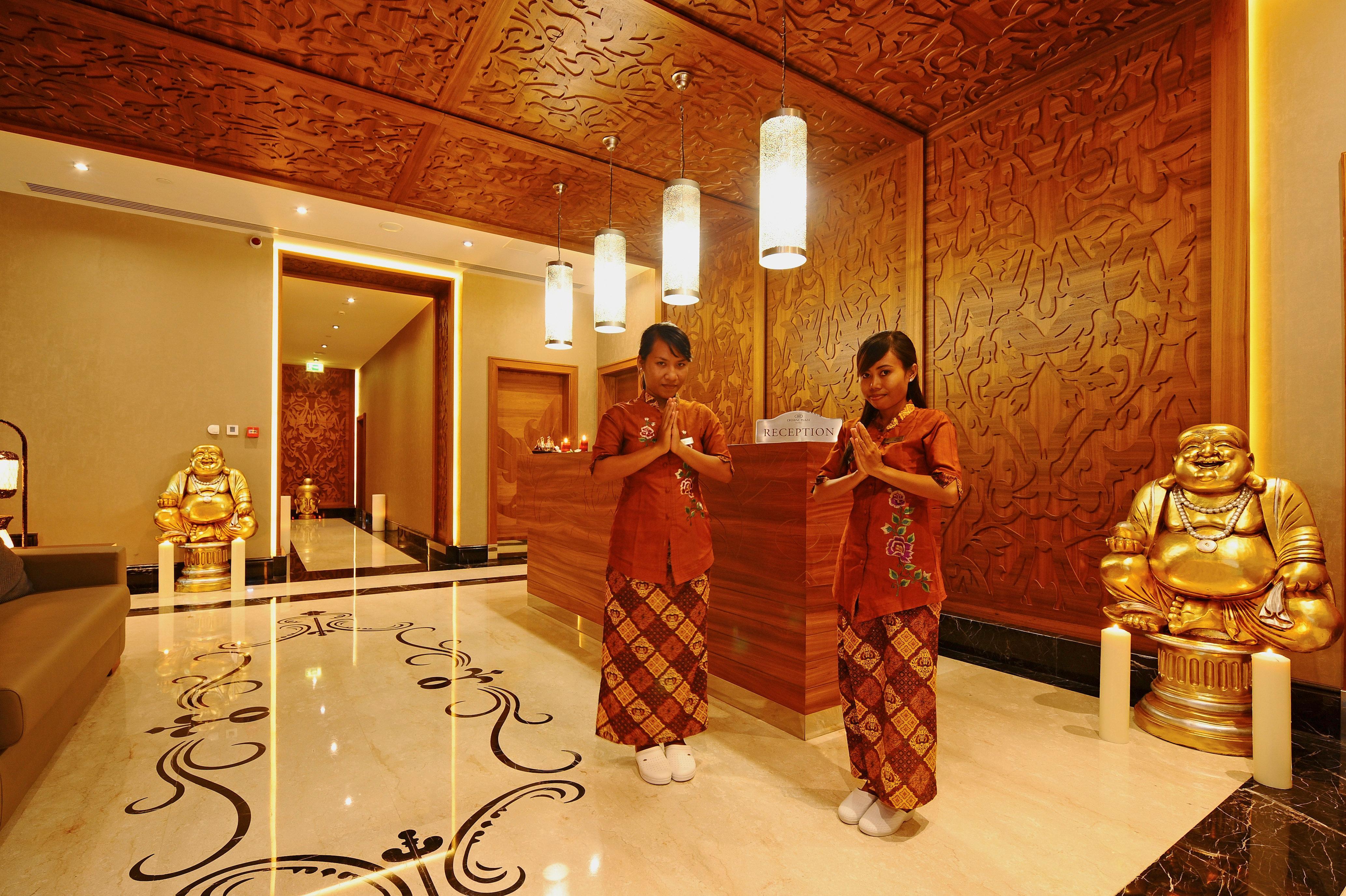 Crowne Plaza Bursa Convention Center & Thermal Spa By Ihg Eksteriør bilde The lobby of the hotel