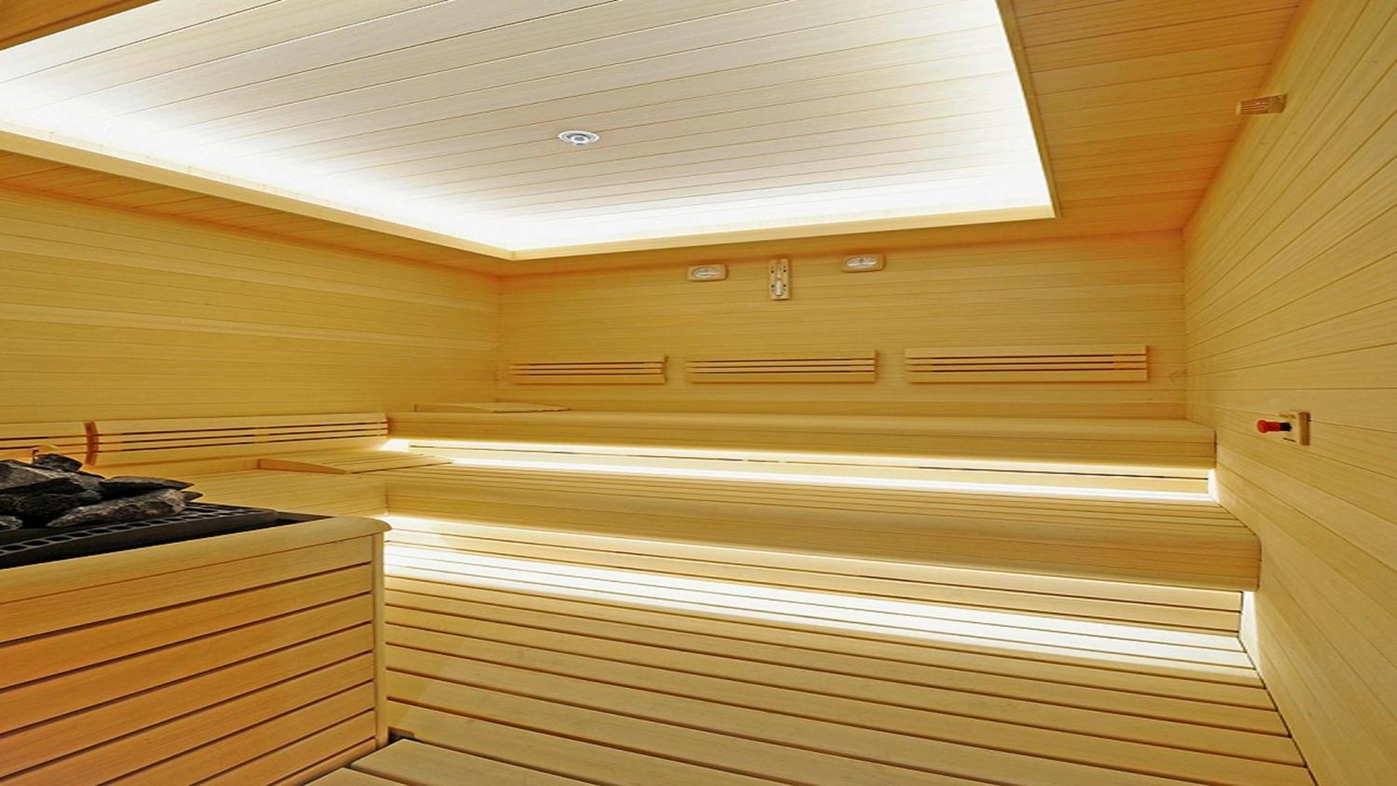 Crowne Plaza Bursa Convention Center & Thermal Spa By Ihg Eksteriør bilde A modern Finnish sauna